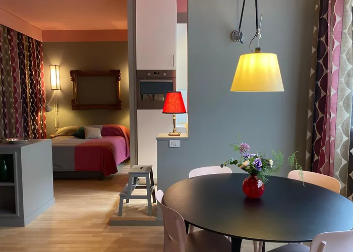 Cozy Open Space - Colonne Apartmán